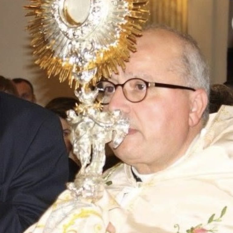 3570b7d4-bb7e-452b-8b44-fd34bc3893c0