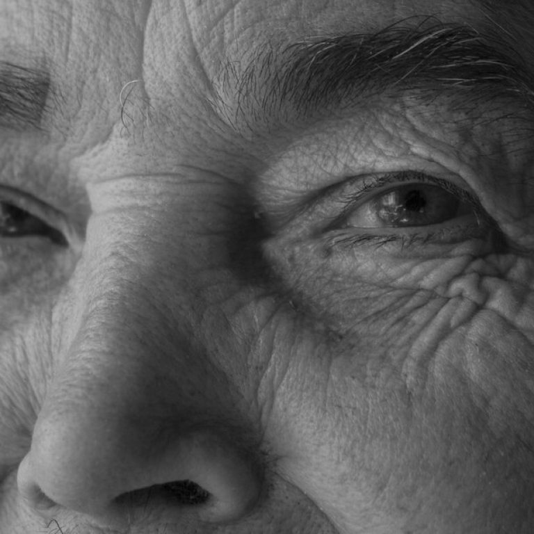 Che-ogni-tua-paura-dinvecchiare-di-perderti-nella-solitudine-nella-dimenticanza-nellabbandono-si