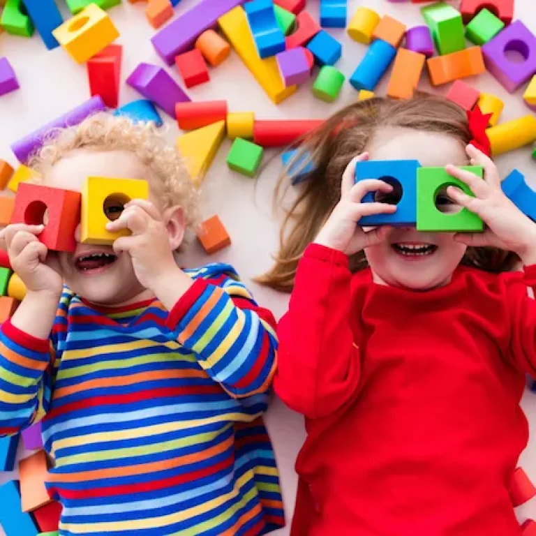 GIOCHI-UTILI-ALLA-CRESCITA-DEI-BAMBINI