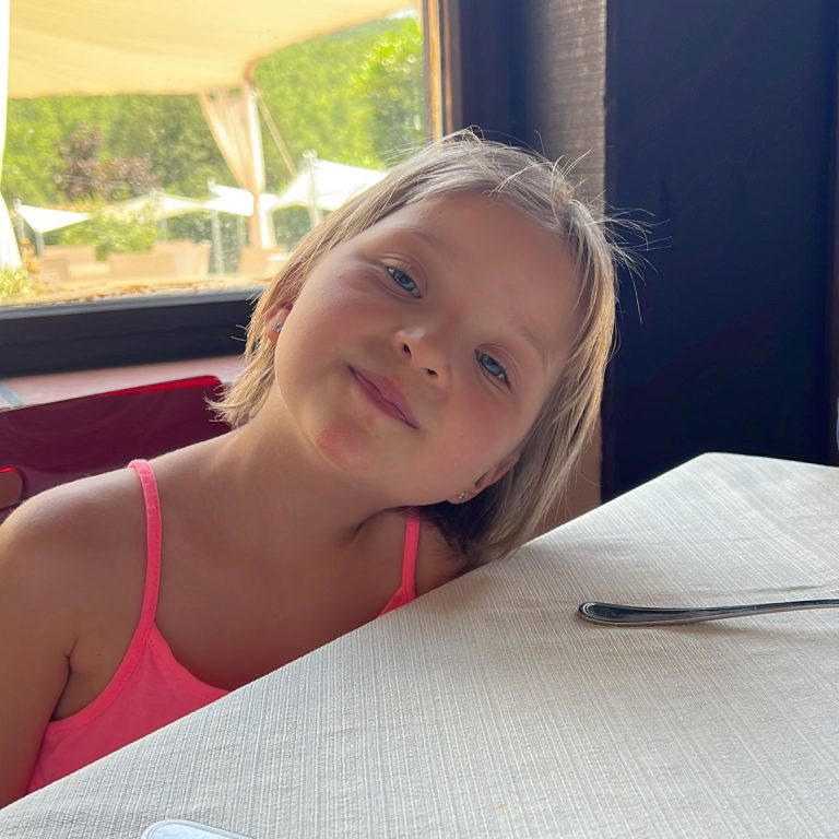 f3872f22-f1f7-49a1-b318-5105ee2d6b66